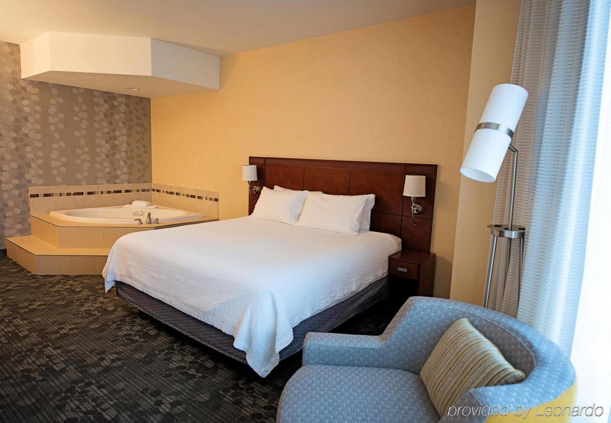 Courtyard By Marriott Halifax Downtown Hotel Kültér fotó